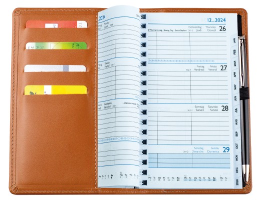 Taschenkalender mit Spiralbindung 2025 in PREMIUM LEDER BOXCALF cuoiobraun (glatt)