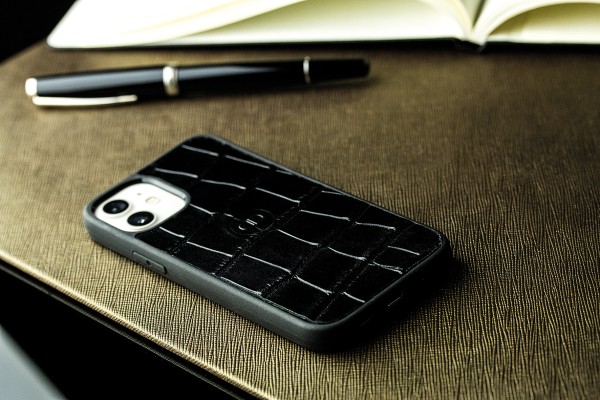 iPhone Case Silikon Schutzhülle in PREMIUM LEDER CROCO schwarz