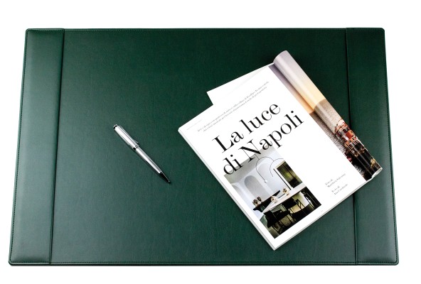 Exclusive Schreibunterlage  65 x 45 cm - mit 2 Seitenleisten aus veganem Lederimitat / Kunstleder - made in Germany grün