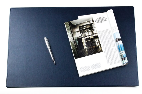 Exclusive Schreibunterlage  60 x 40 cm aus veganem Lederimitat blau  - made in Germany