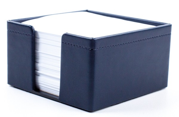 Zettelkasten mit 500 Blatt Papier in veganem PU Lederimitat NOVAPELL dunkelblau